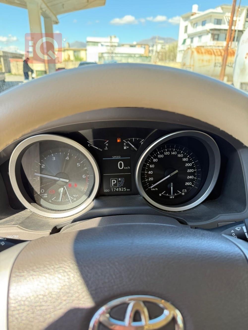 تويوتا لاندكروزر